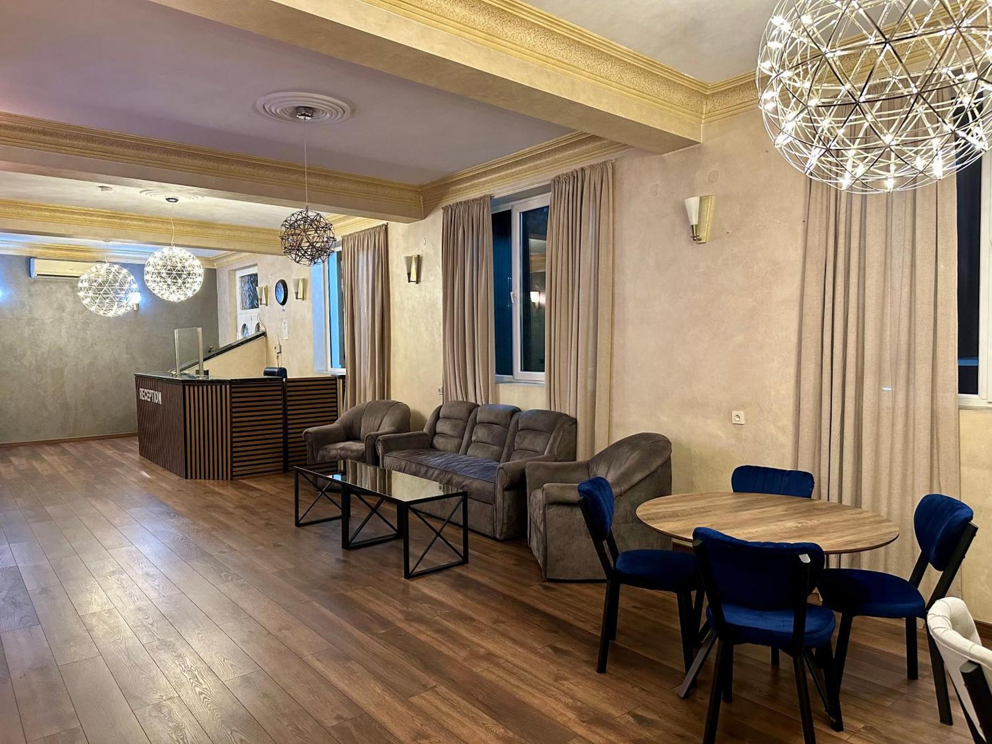 Hotel Tsereteli Batumi Luaran gambar